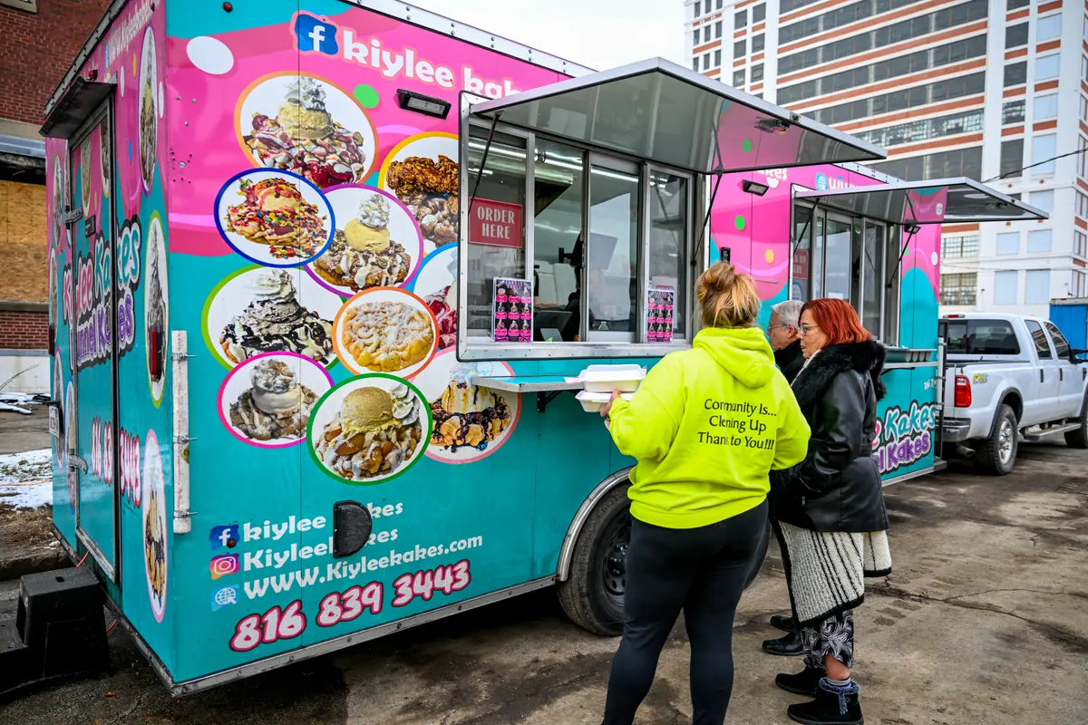 Guests arriving at the Historic Northeast Lofts groundbreaking ceremony