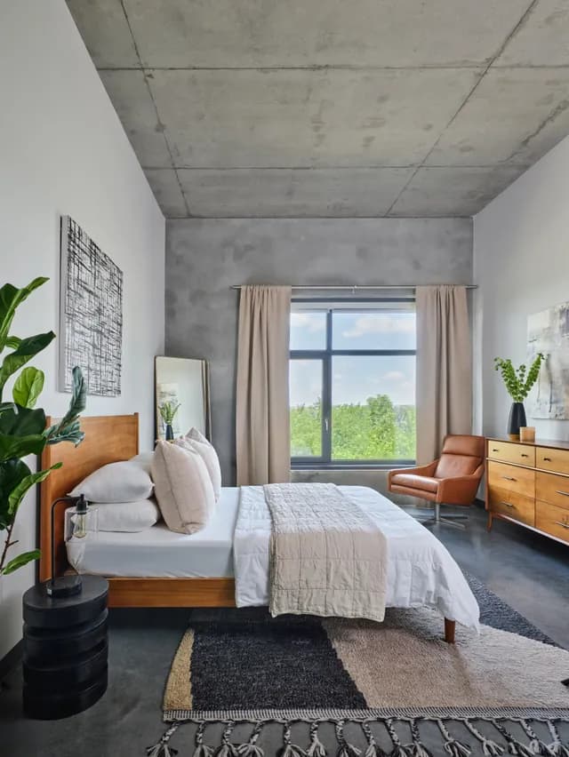 Second & Delaware, Kansas City — common area
